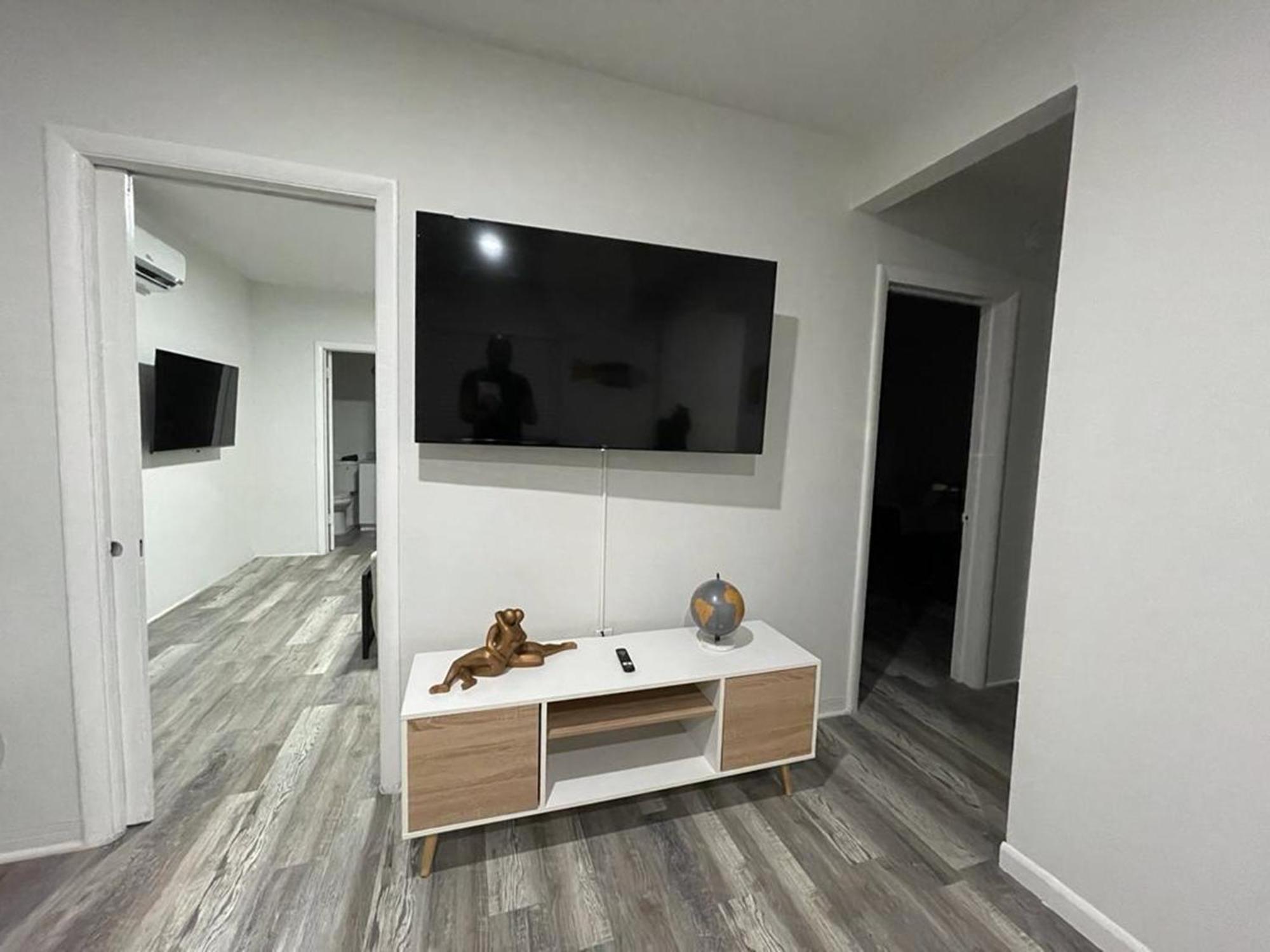 Douglas Rd Apartments Miami Exteriör bild