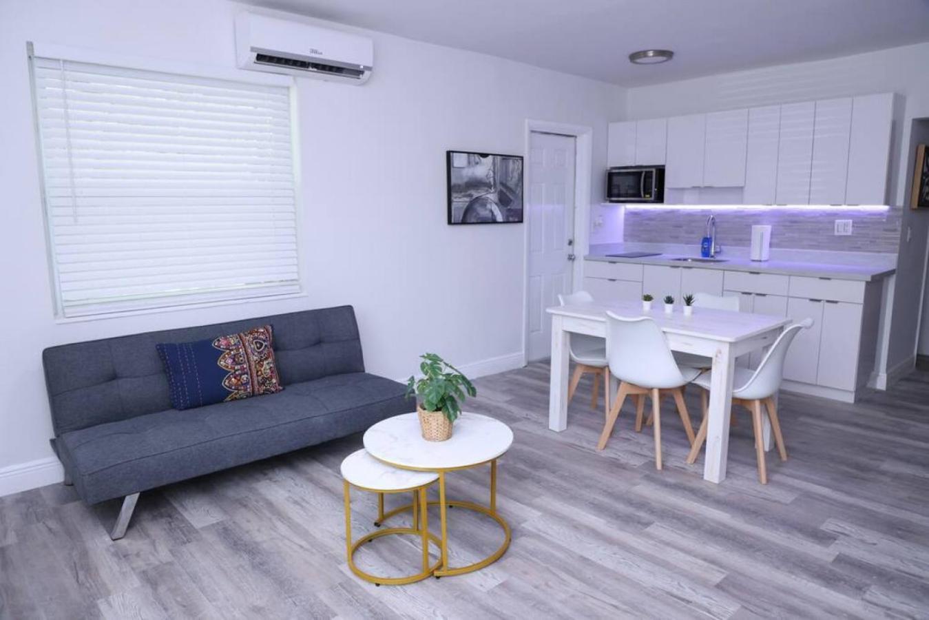 Douglas Rd Apartments Miami Exteriör bild